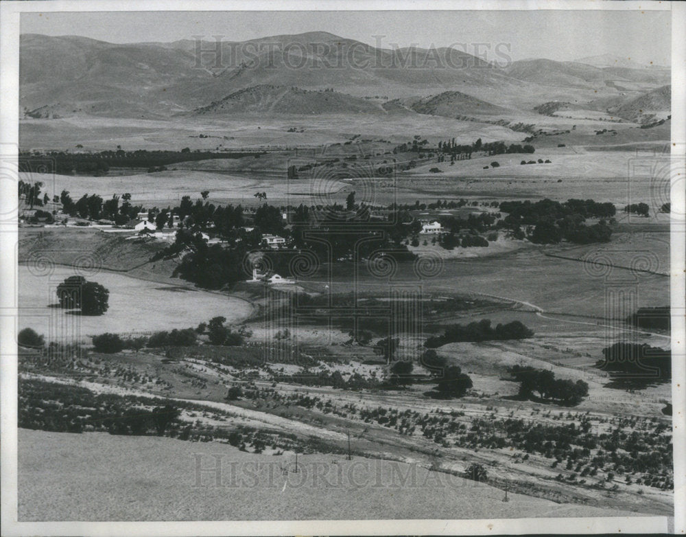 1938 Press Photo Air view of Hollister Calif. ranch - Historic Images