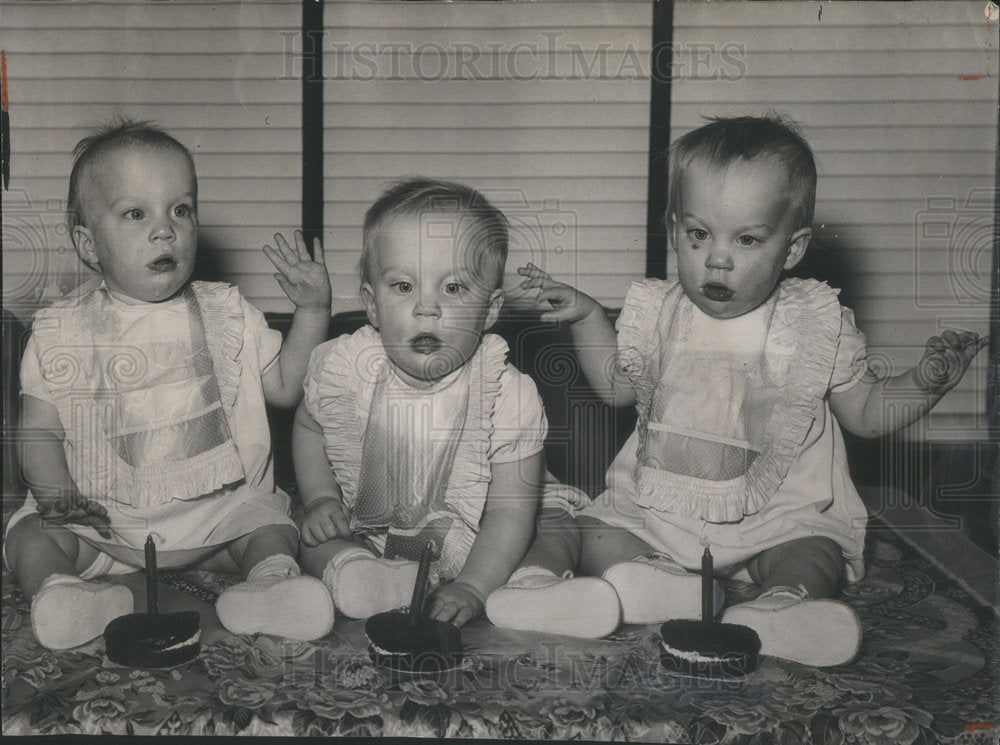 1950 Press Photo Kristine,Karolyn and Kathleen Mack - Historic Images