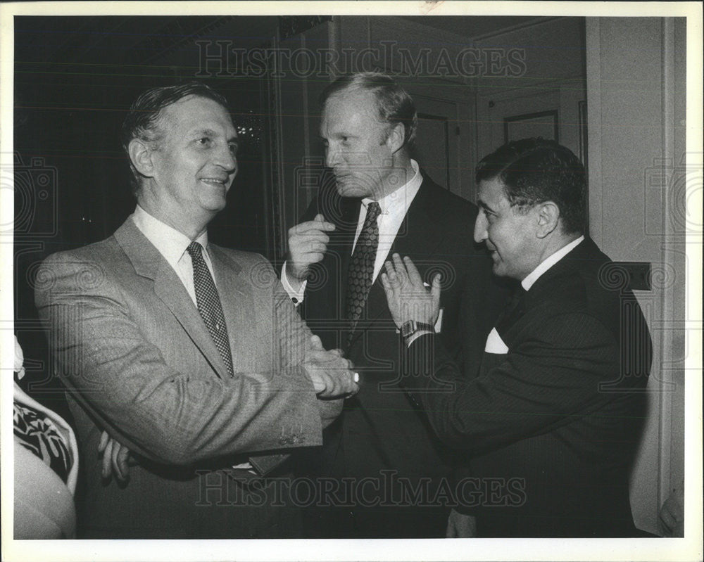 1981 Press Photo Prime Minister of Jamacia Edward Seaga &amp; Neil Hartigan - Historic Images