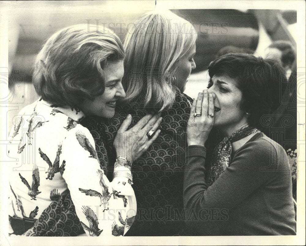 1979 Press Photo Betty Ford With Daughter Susan And Secretary Sheila Weidenfeld - Historic Images