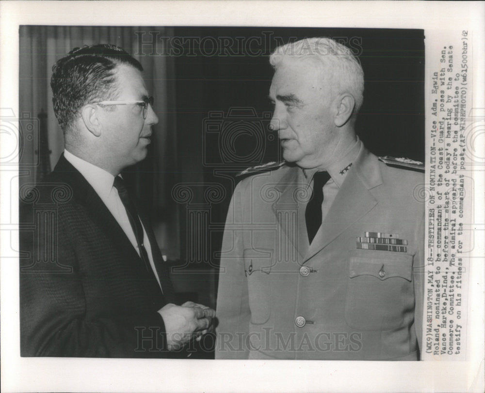 1962 Press Photo Vice Adm Edwin Roland and Sen Vance Hartka - Historic Images