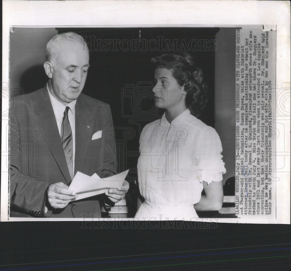 1954 Press Photo Medical Technician, Susan Hayes With Ernest Roll - Historic Images