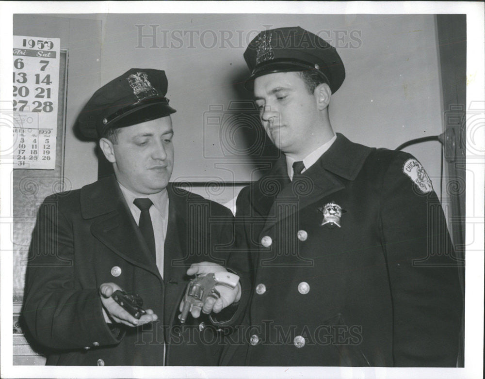 1959 Press Photo Policemen Lee Romano &amp; George Kovac Hold Guns Seized In Robbery - Historic Images