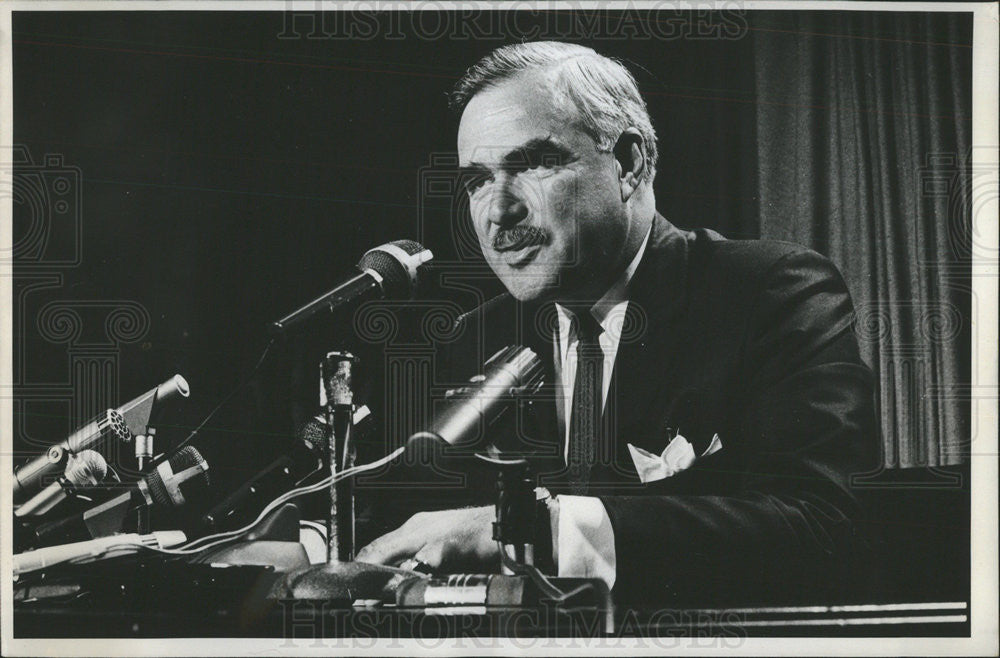 1967 Press Photo Premier John Robarts of Ontario announces provincial election - Historic Images