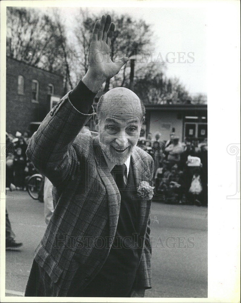 1983 Press Photo Mayoral Candidate Bernard Epton in St. Patrick&#39;s Day Parade - Historic Images