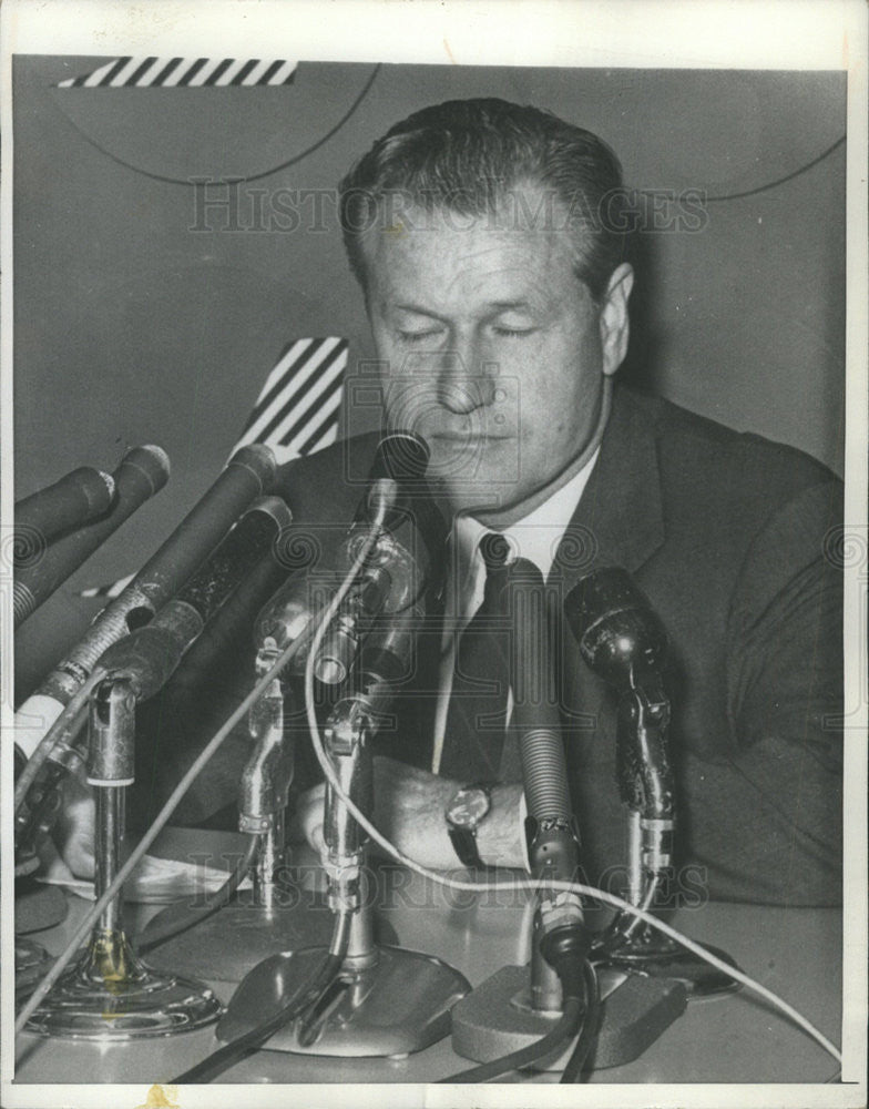 1961 Press Photo New York Governor Nelson A. Rockefeller At Press Conference - Historic Images