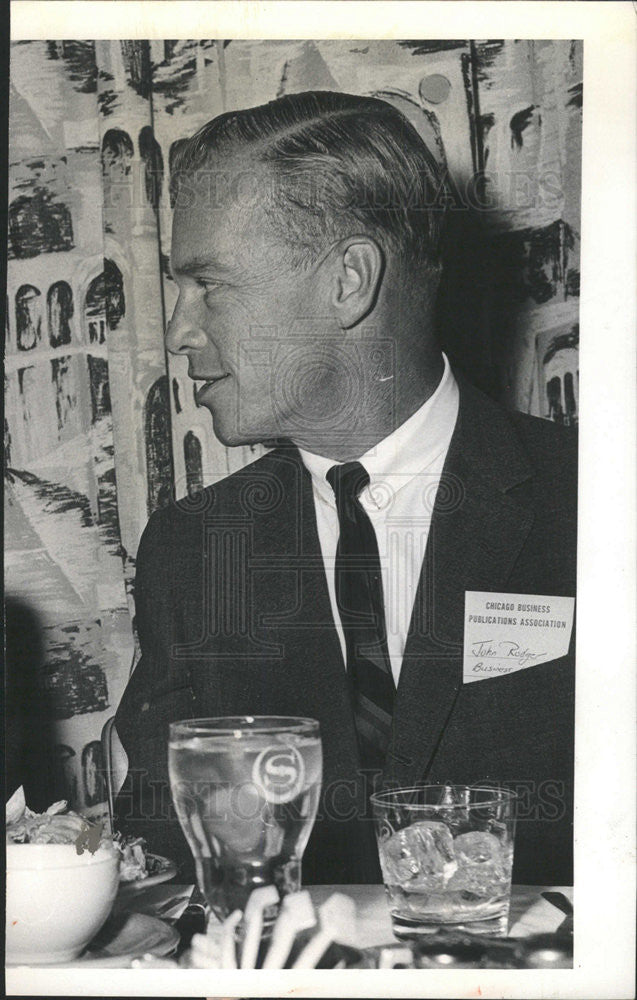 1963 Press Photo John Rodger Jr. Business Week Magazine Executive At Meeting - Historic Images
