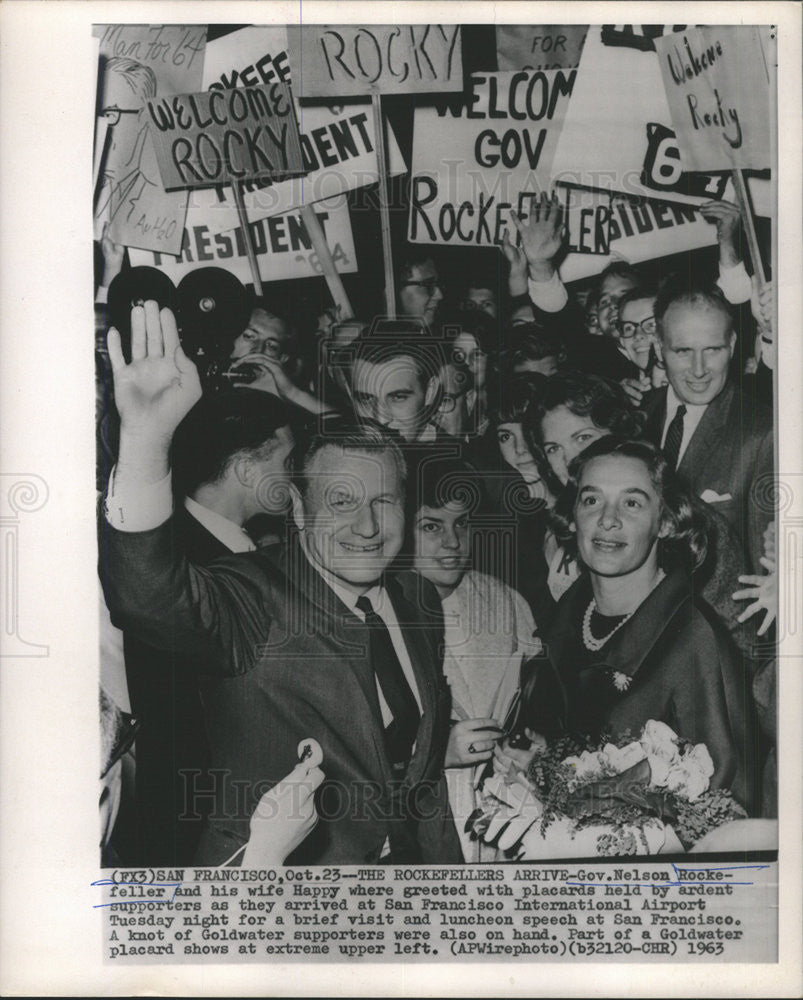 1963 Press Photo Gov. Nelson Rockerfeller and wife - Historic Images