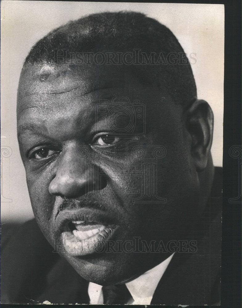 1967 Press Photo William Robinson, County director of Public Aid. - Historic Images