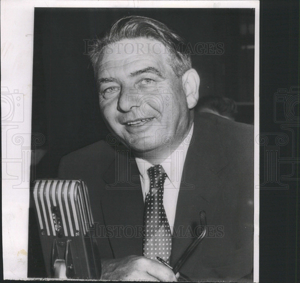 1954 Press Photo Samuel J Rodman Government Insured Loans Profit Senate Testify - Historic Images