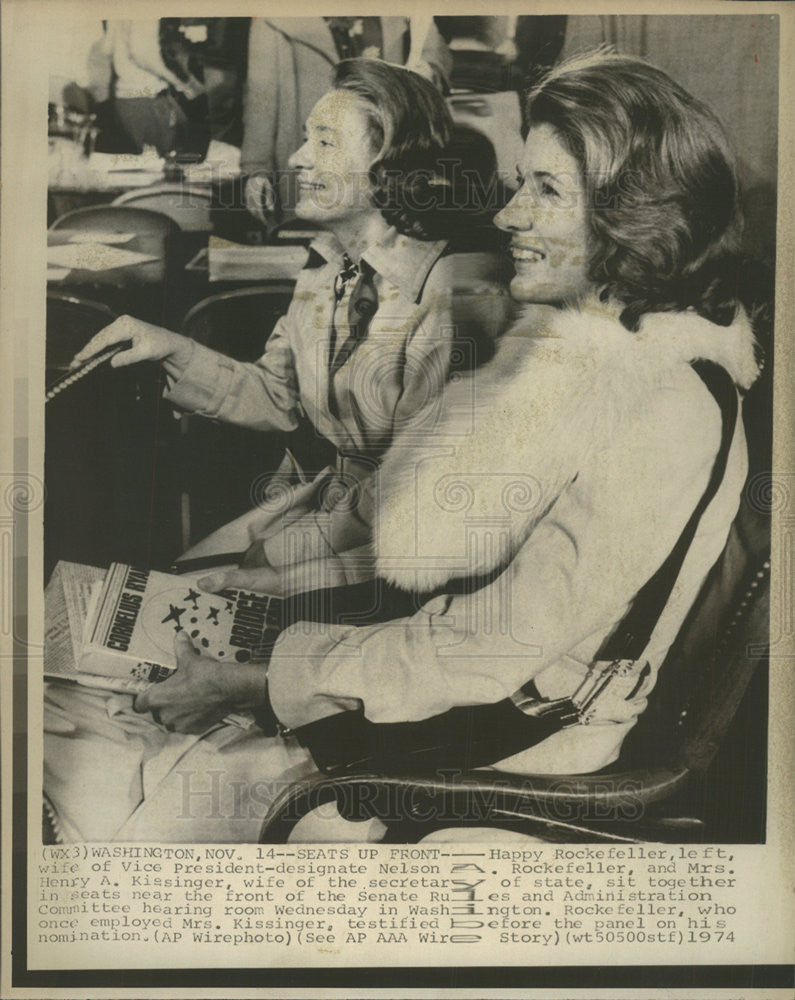 1974 Press Photo Happy Rockefeller &amp; Mrs. Henry Kissinger before Senate hearing - Historic Images