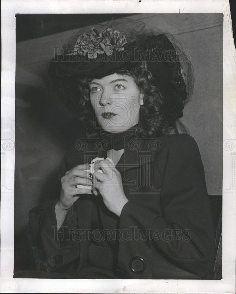 1951 Press Photo Rinearson Tells Of Seeing Child Leave Home To Attend Elmhurst - Historic Images