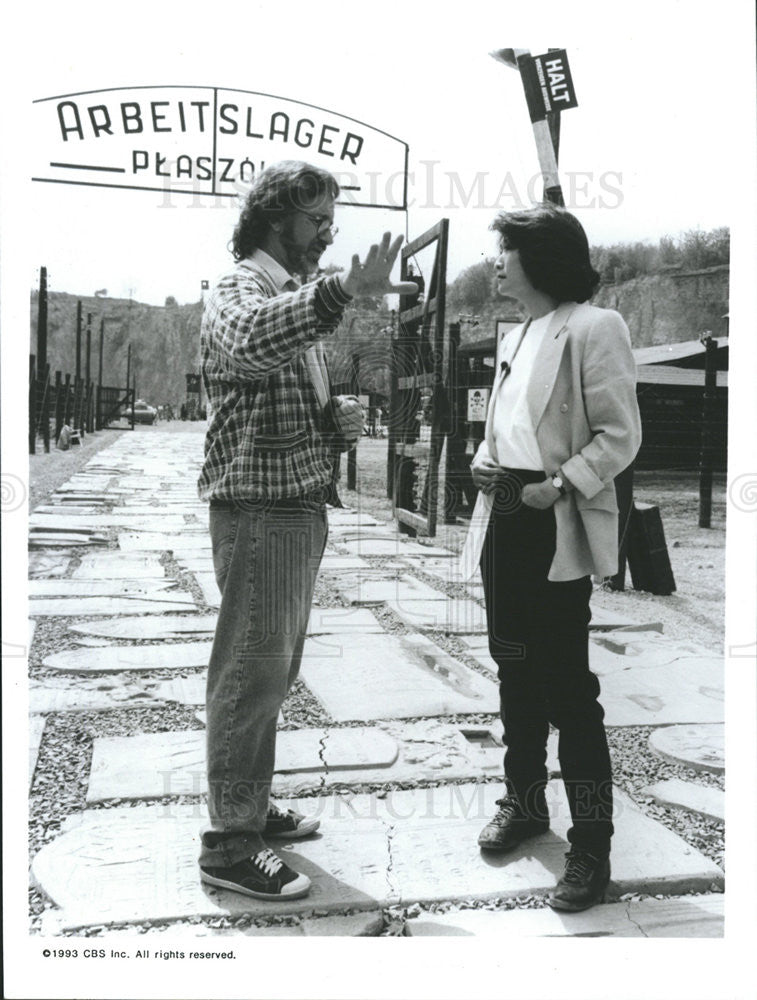 1993 Press Photo Connie Chung ,Steven Spielberg - Historic Images