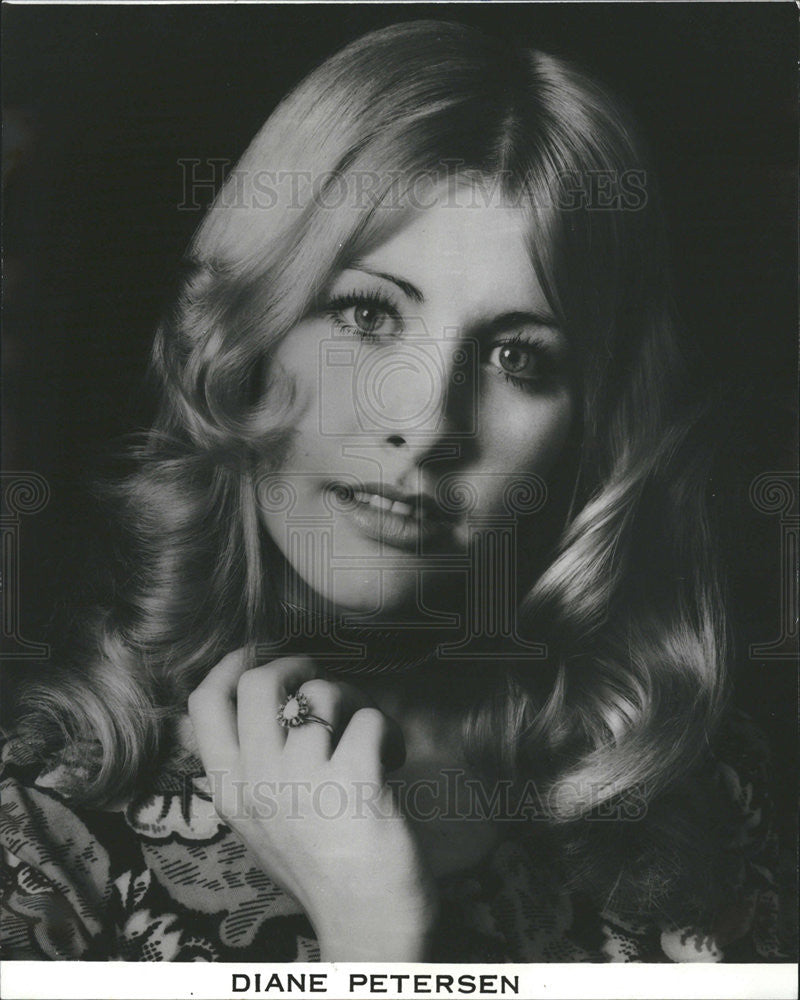 1975 Press Photo Entertainer Diane Petersen - Historic Images