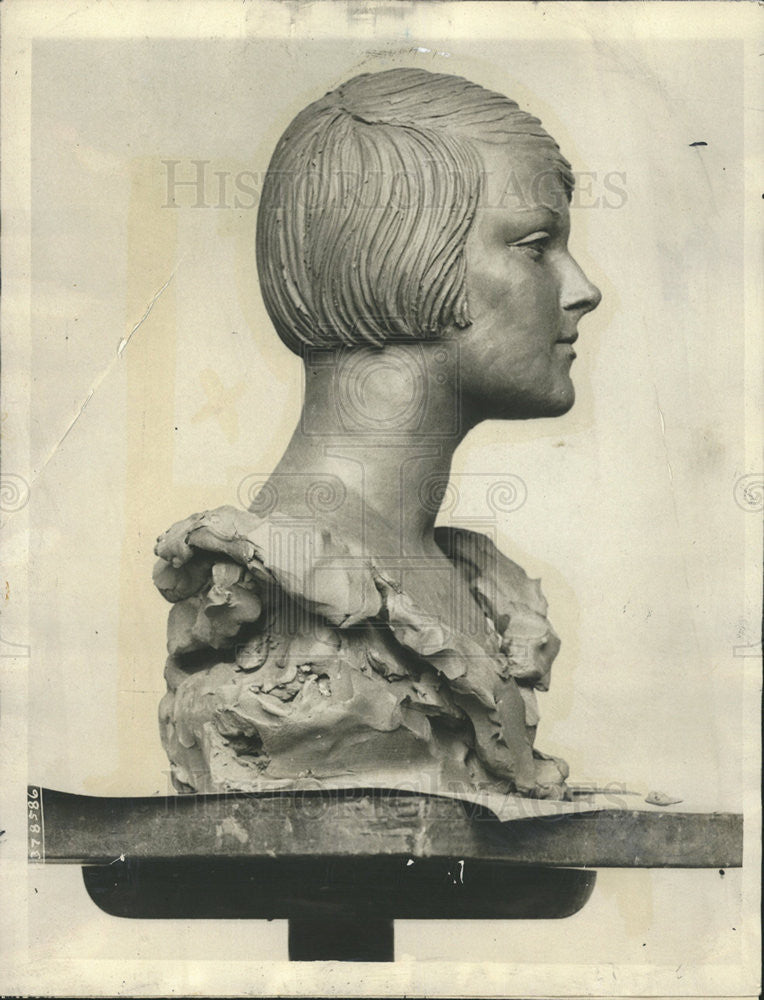 1926 Press Photo Bust of Aileen Riggin (Swimmer) by Sculptor by Gerome Brush - Historic Images