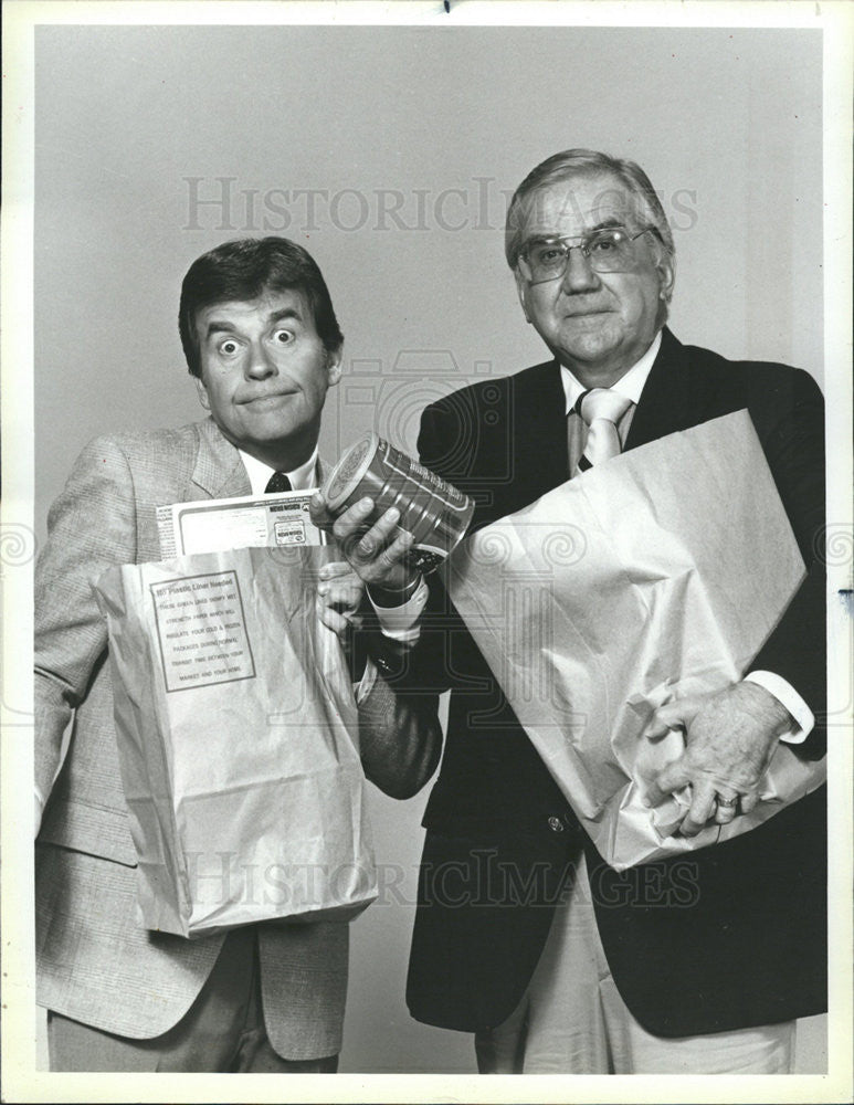 1983 Press Photo Dick Clark &amp; Ed McMahon in &quot;The Tonight&#39;s Show Starring Johnny - Historic Images