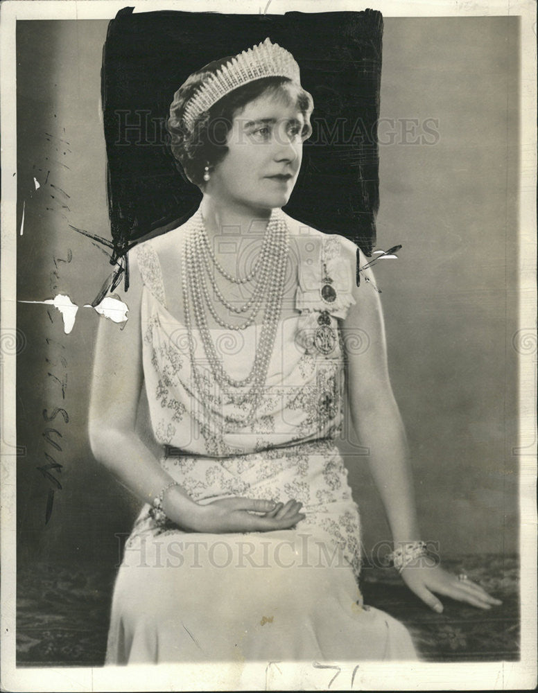 1937 Press Photo Queen Elizabeth England Royalty - Historic Images