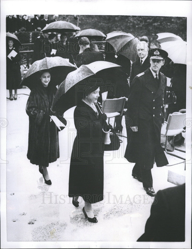 1955 Press Photo Queen Mother Elizabeth &amp; Duke of Edinburgh England Royal Family - Historic Images