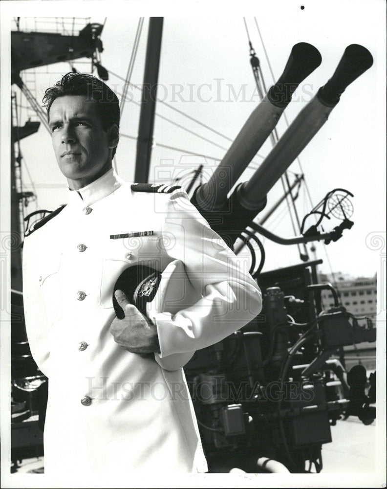 1995 Press Photo David James Elliot in NBC series &quot;JAG&quot; - Historic Images