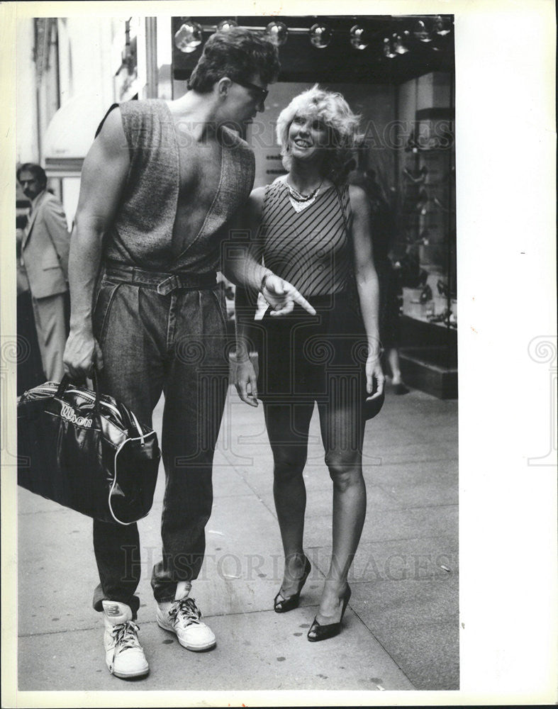 1984 Press Photo BOB ELLIOTT BODY GUARD ELTON JOHN WIFE JANET ELLIOTT - Historic Images