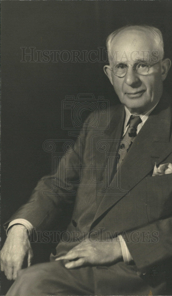 1953 Press Photo Fred Plotke, retired lawyer suicides - Historic Images