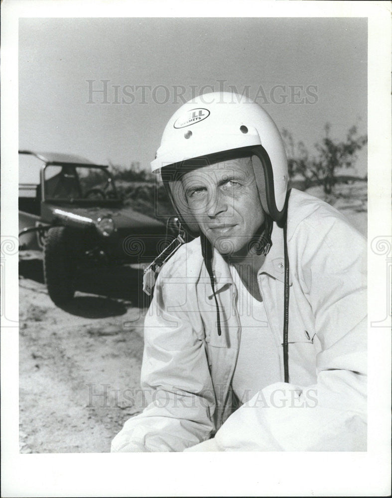 1972 Press Photo Plimpton! At The Wheel Actor George Plimpton - Historic Images