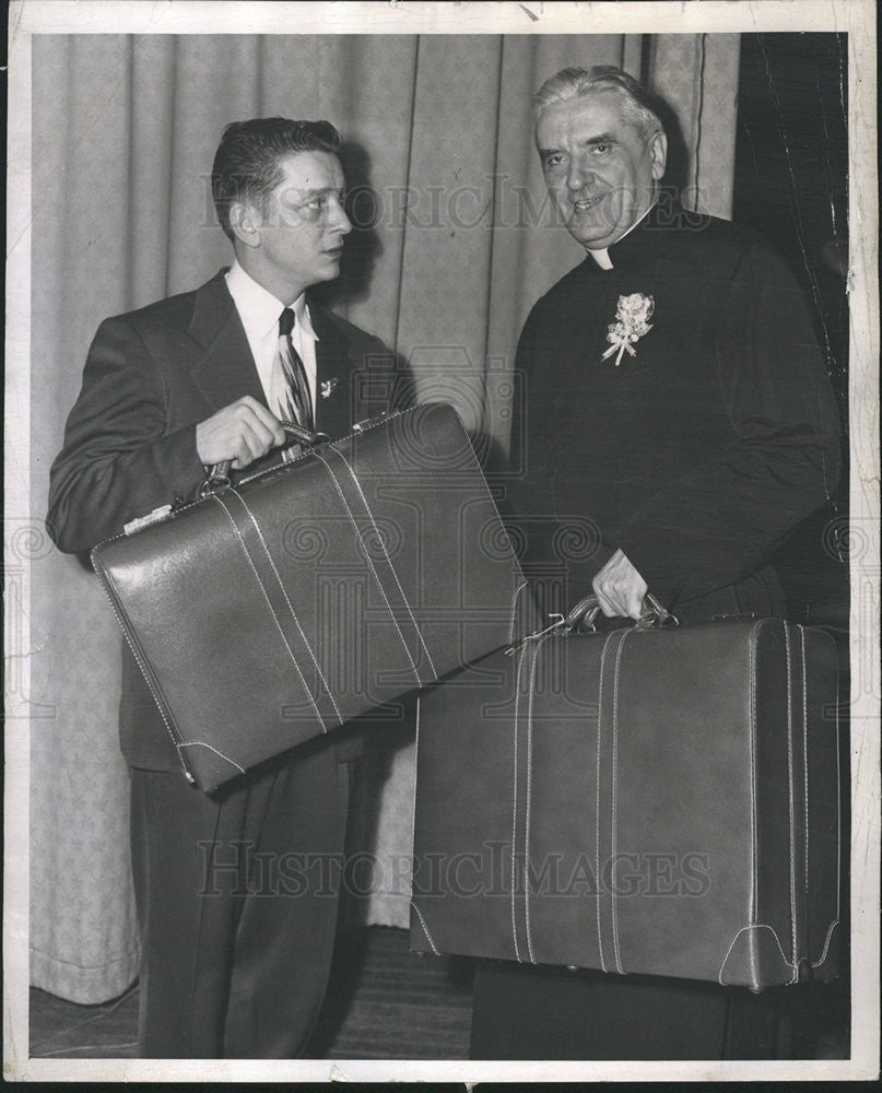 1950 Press Photo Rev Fr. Ploszynski on his 25th anniversary as a priest - Historic Images