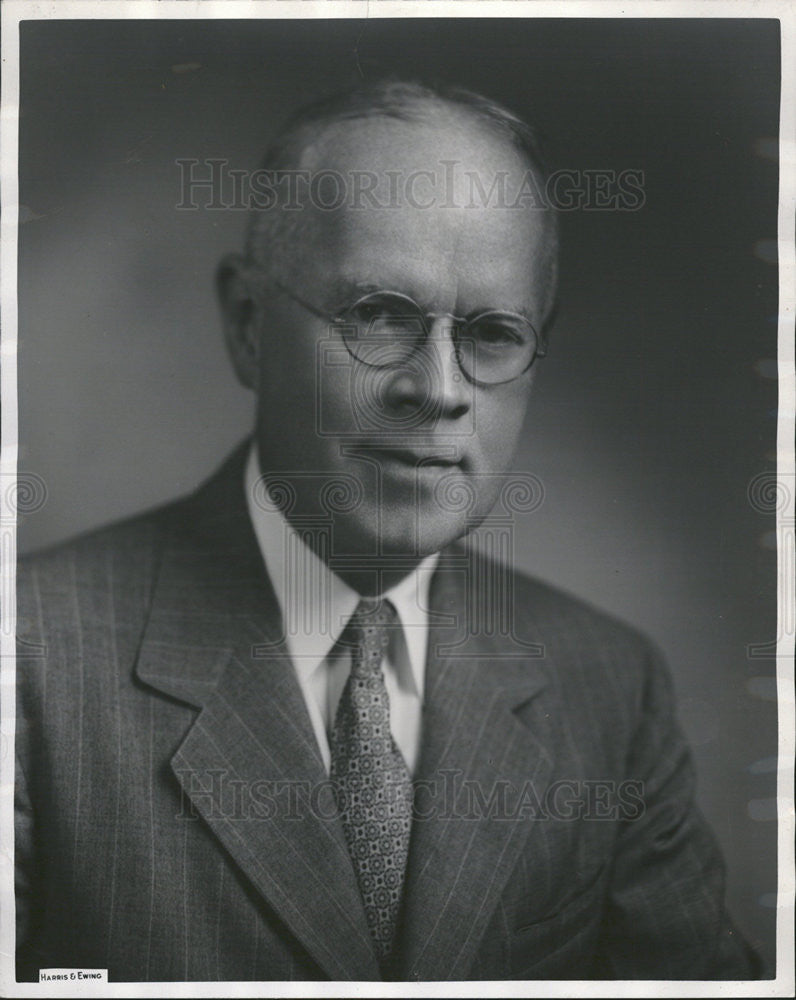 1947 Press Photo Attorney Wilbur Laroe Jr. - Historic Images