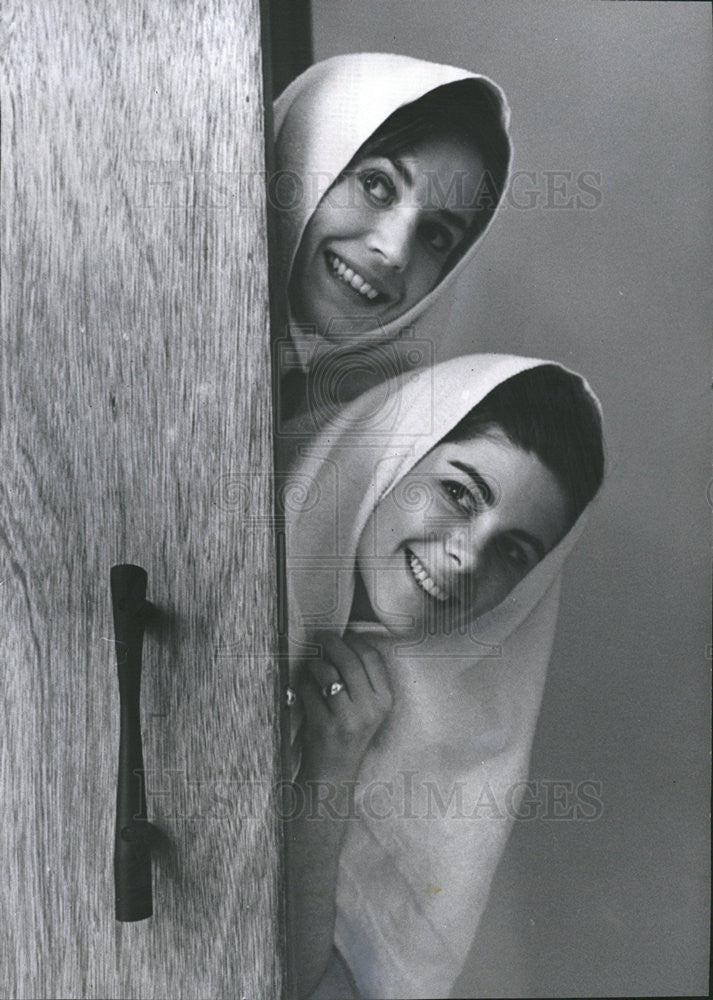 1967 Press Photo Mrs. Richard Larkin - Historic Images