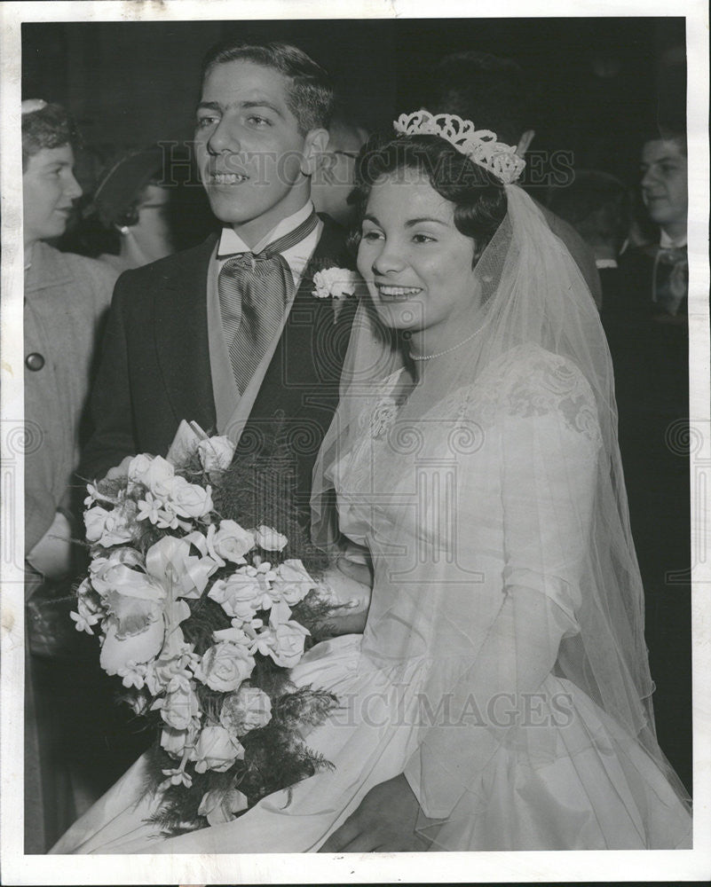 1957 Press Photo Mr. and Mrs. Francis Gregory Larkin - Historic Images