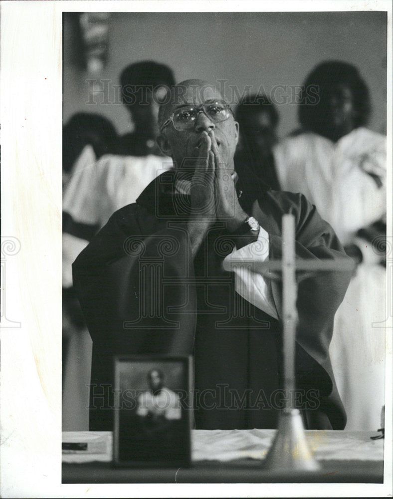 1991 Press Photo Father George Clements, priest - Historic Images