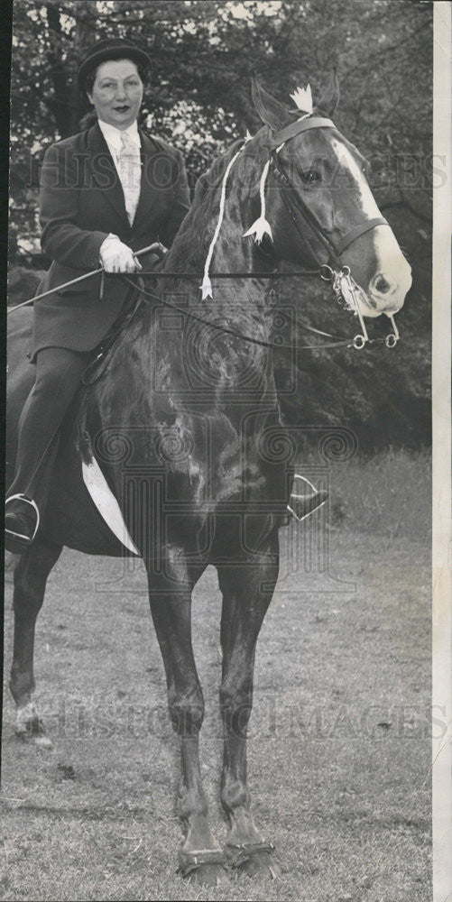 1950 Press Photo Mrs. Judson Large/Horses/Equestrian/Chicago - Historic Images