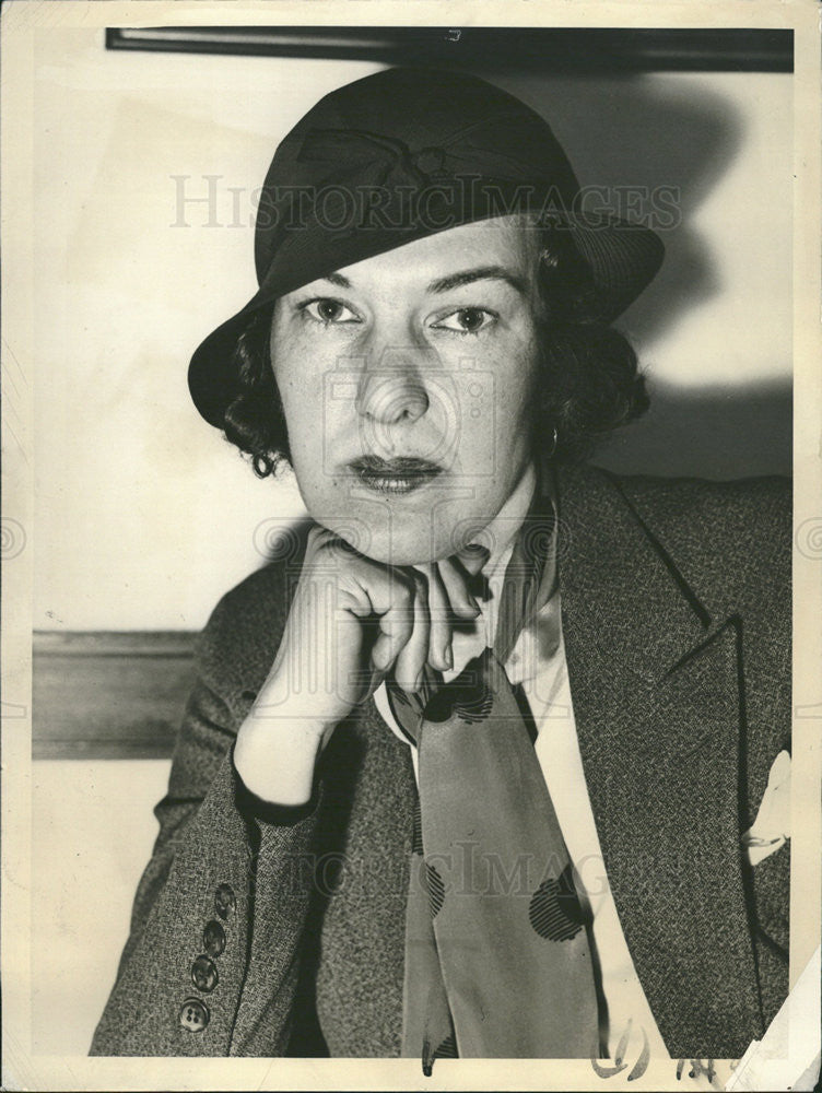 1933 Press Photo Mrs James G. Clark - Historic Images