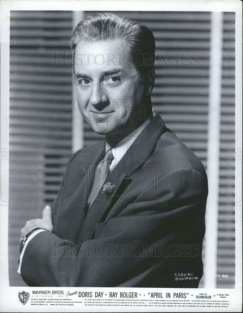 1953 Press Photo of French actor Claude Dauphin in &quot;April in Paris&quot; - Historic Images