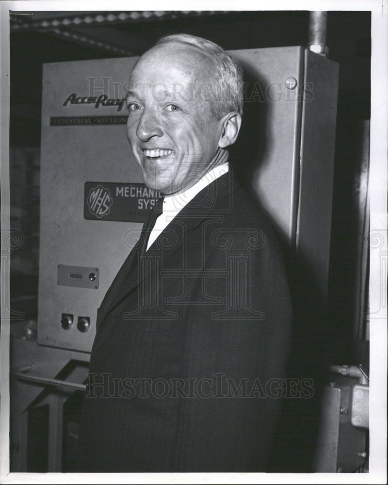 1961 Press Photo United States Postmaster General J Edward Day 1961-press-photo-united-states-postmaster-general-j-edward-day
