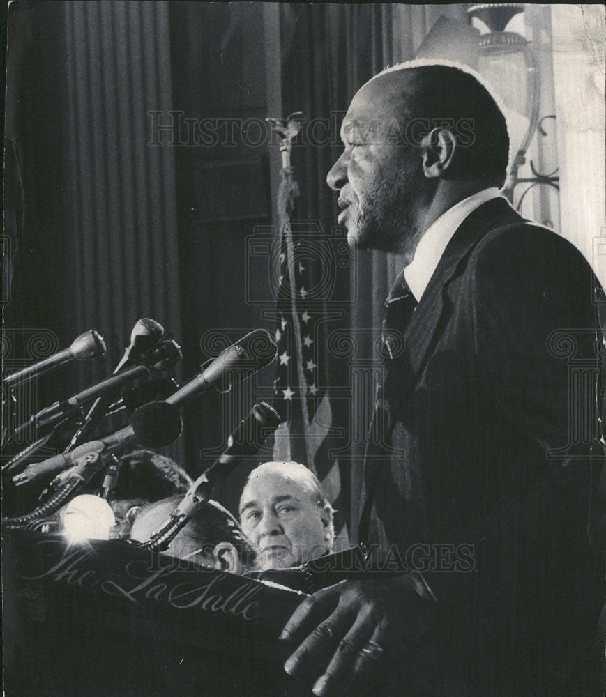 1975 Press Photo Cecil Pardee makes bid for Lt. Gov. - Historic Images