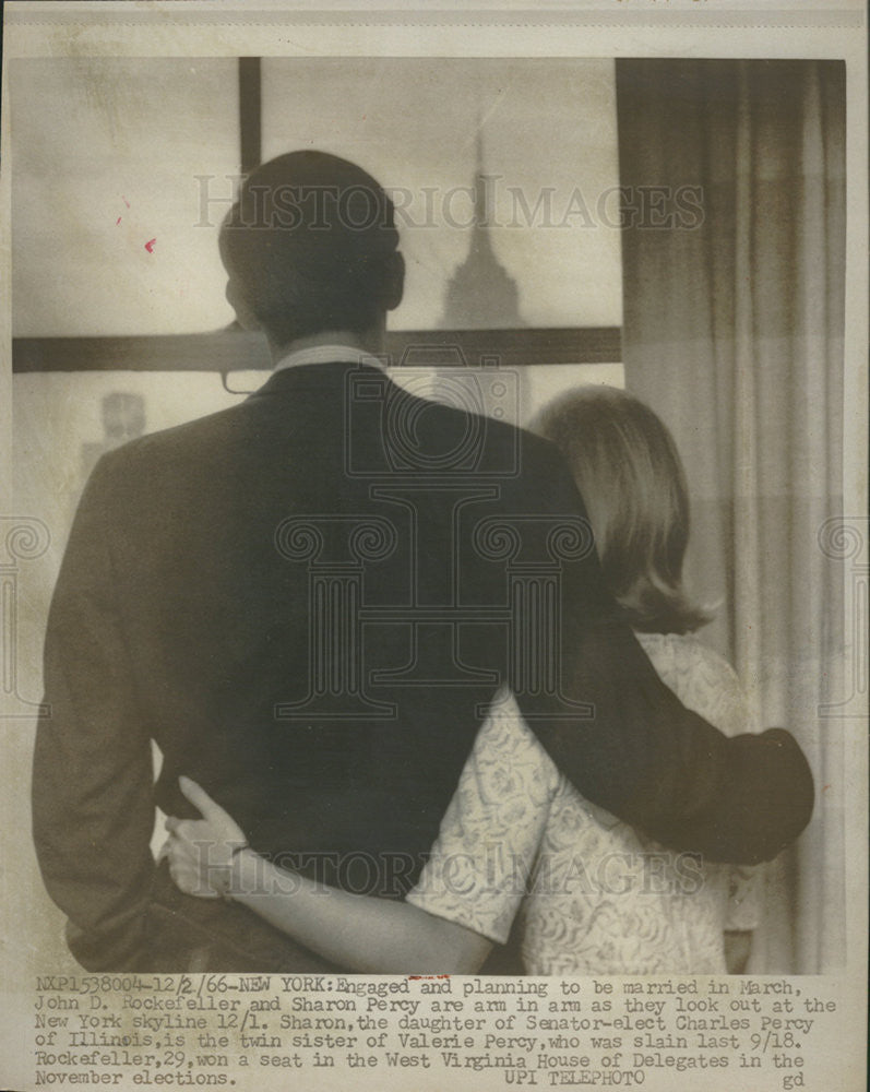 1966 Press Photo John D. Rockerfeller and Sharon Percy - Historic Images