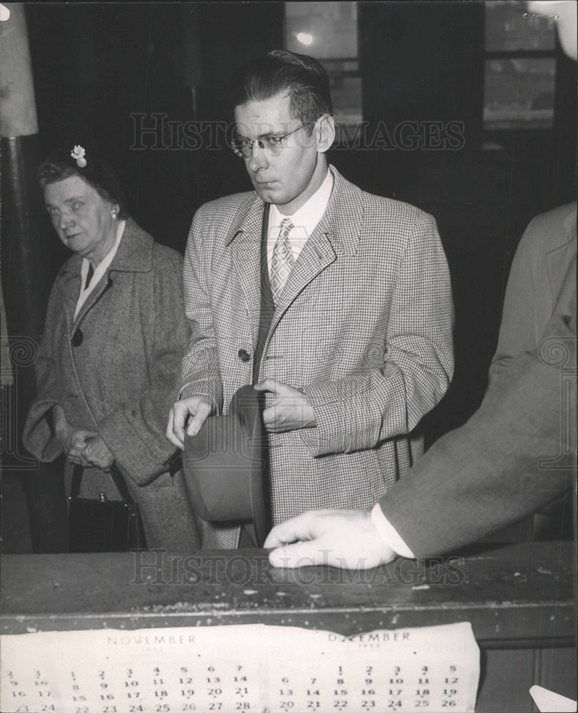 1953 Press Photo John McMahon Masher Accused - Historic Images