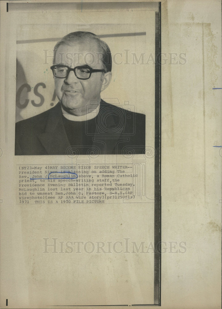 1970 Press Photo Doctor John McLaughlin Jesuit Priest White House Adviser - Historic Images