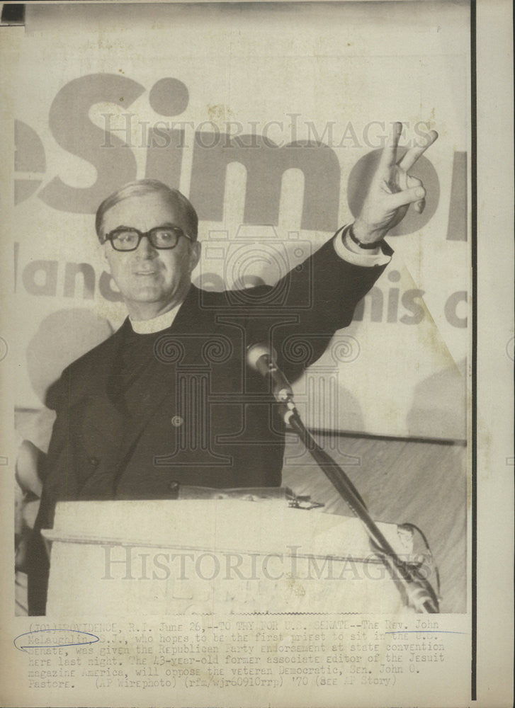 1970 Press Photo Doctor John McLaughlin Jesuit Priest White House Adviser - Historic Images