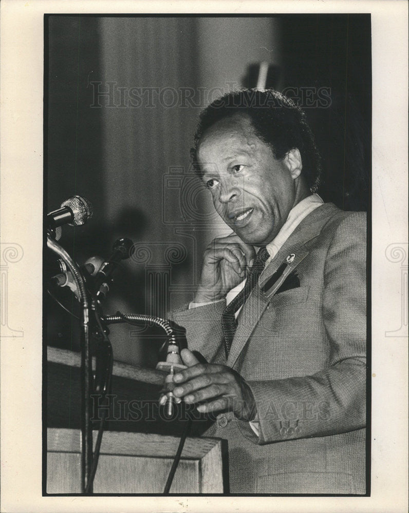 1981 Press Photo Congress Gus Savage American Politician - Historic Images