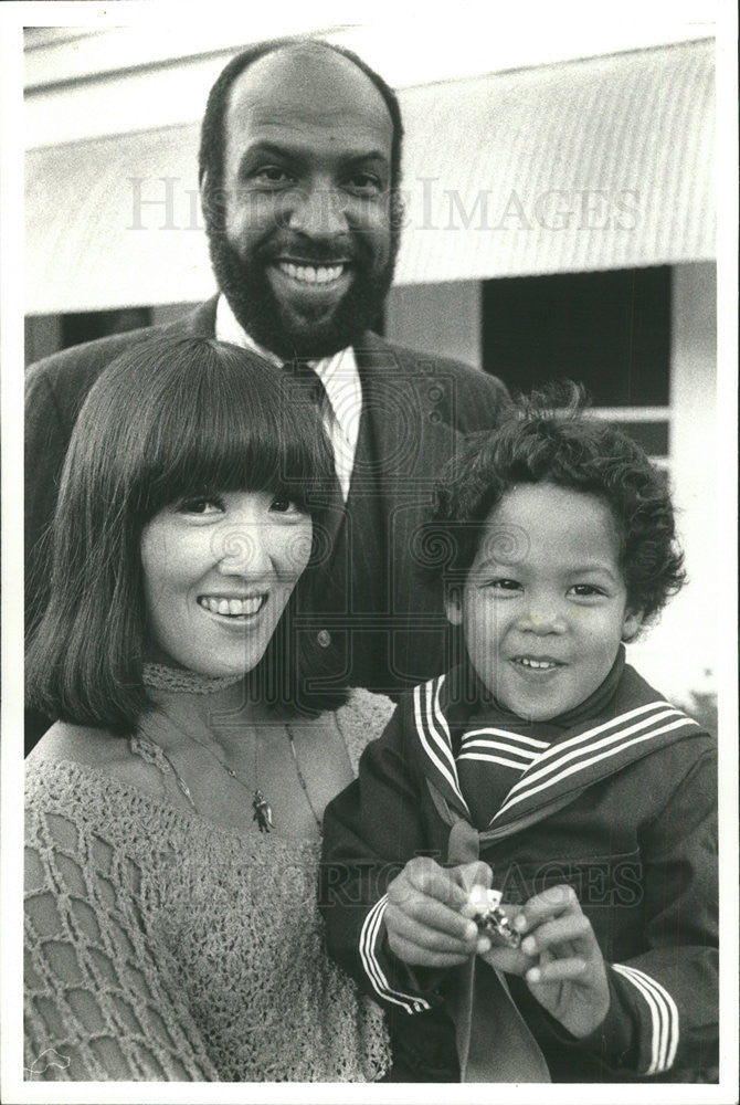 1977 Press Photo Warner Saunders WMAG TV Co Anchor - Historic Images