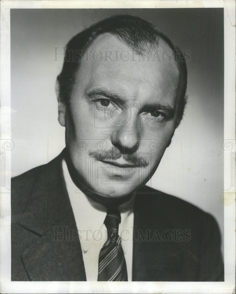 1952 Press Photo Christmas Carol On Television Bring Richardson Star As Scrooge - Historic Images