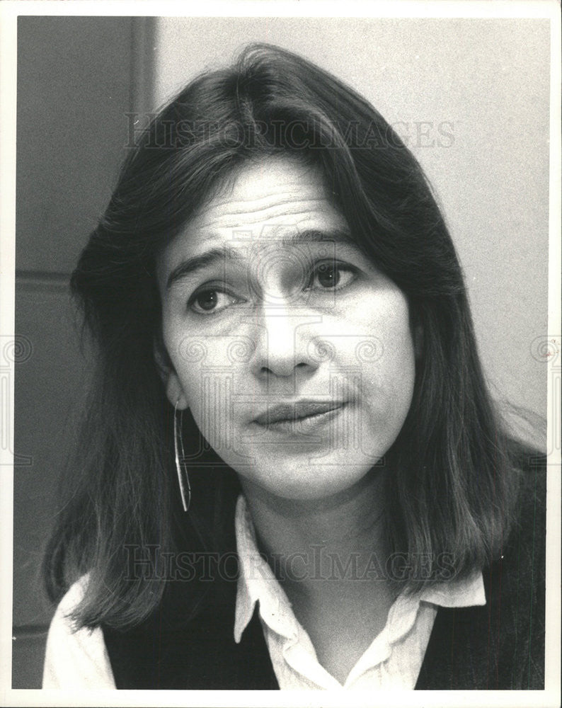 1986 Press Photo Karen Louise Edrich Author Of Novels Poetry Children&#39;s Book - Historic Images