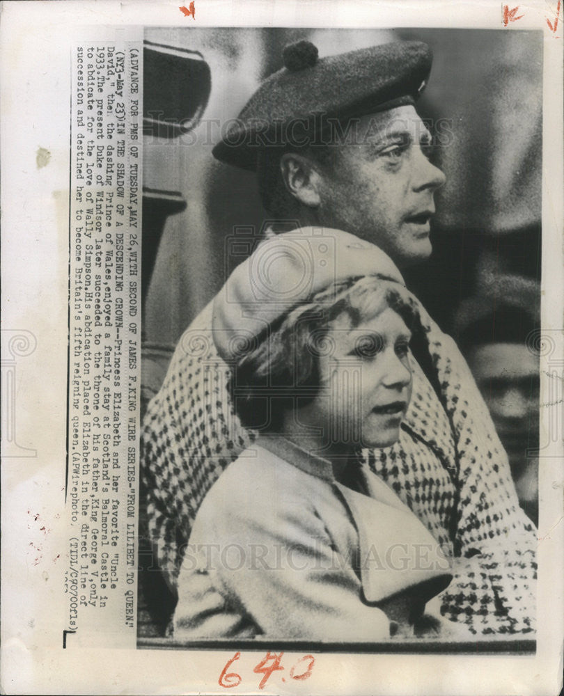 1953 Press Photo Elizabeth Uncle David Then Prince Enjoy Family Stay At Scotland - Historic Images