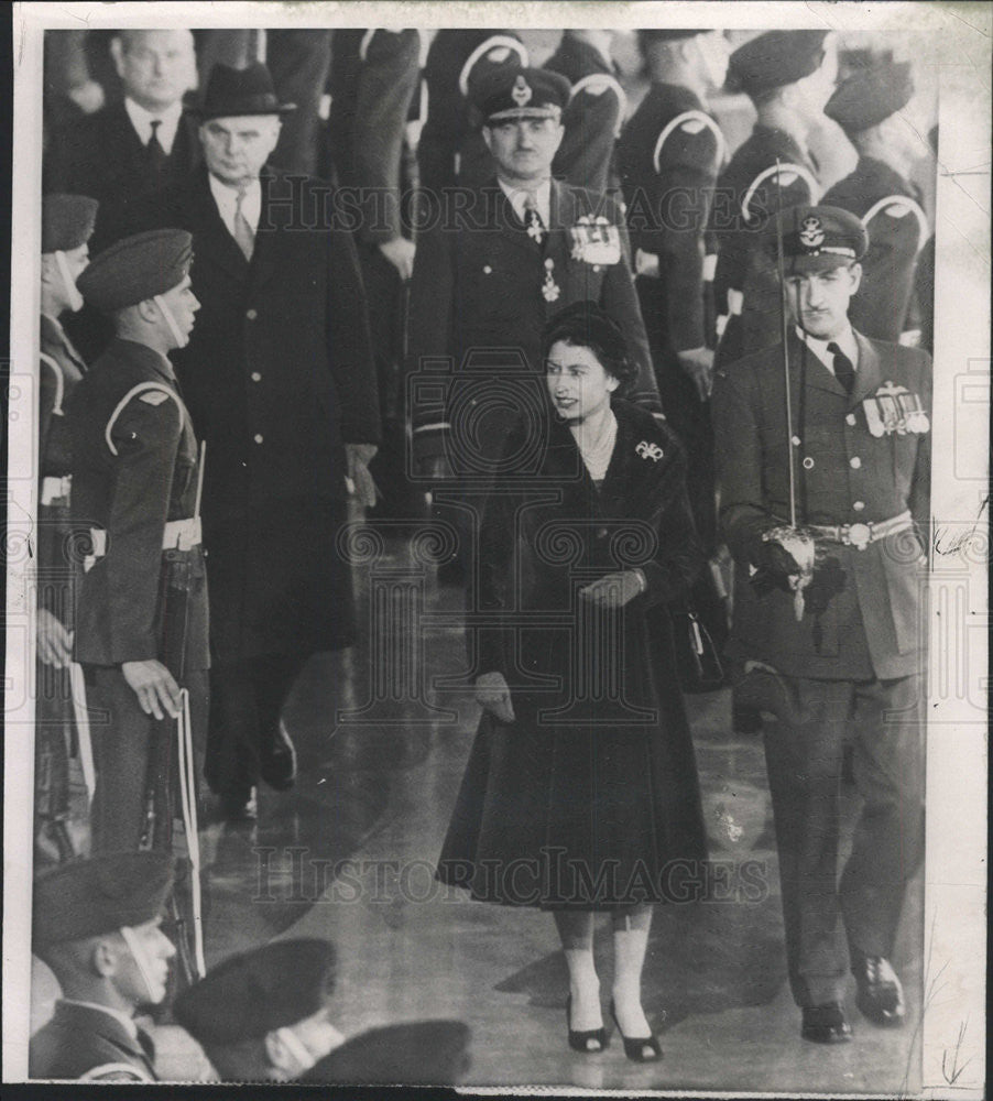 1957 Press Photo QUEEN ELIZABETH II  ROYAL CANADIAN  US VISIT - Historic Images