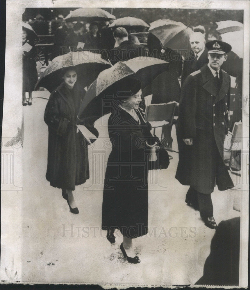 1955 Press Photo  QUEEN MOTHER ELIZABETH PRINCESS MARGARET CARLTON GARDENS - Historic Images