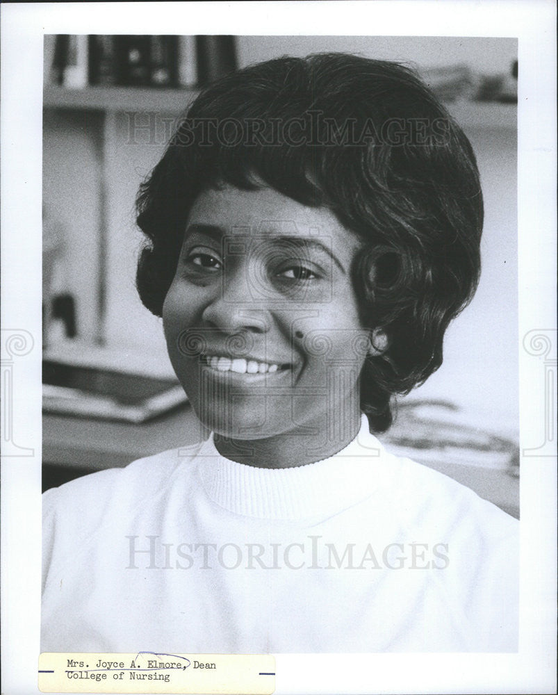 1974 Press Photo Mrs Joyce Elmore Dean Of College Of Nursing - Historic Images