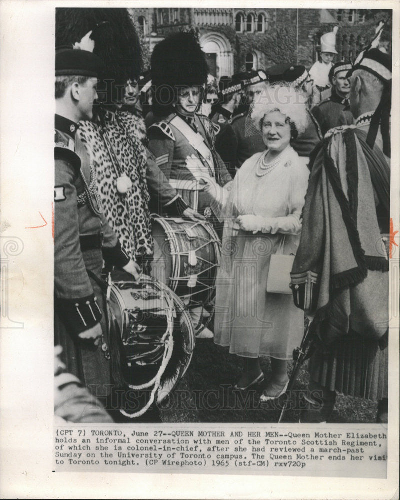 1965 Press Photo Queen Mother Elizabeth in Toronto - Historic Images
