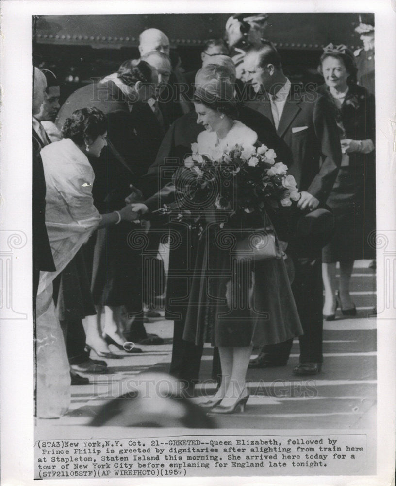 1957 Press Photo Queen Elizabeth and Prince Philip - Historic Images